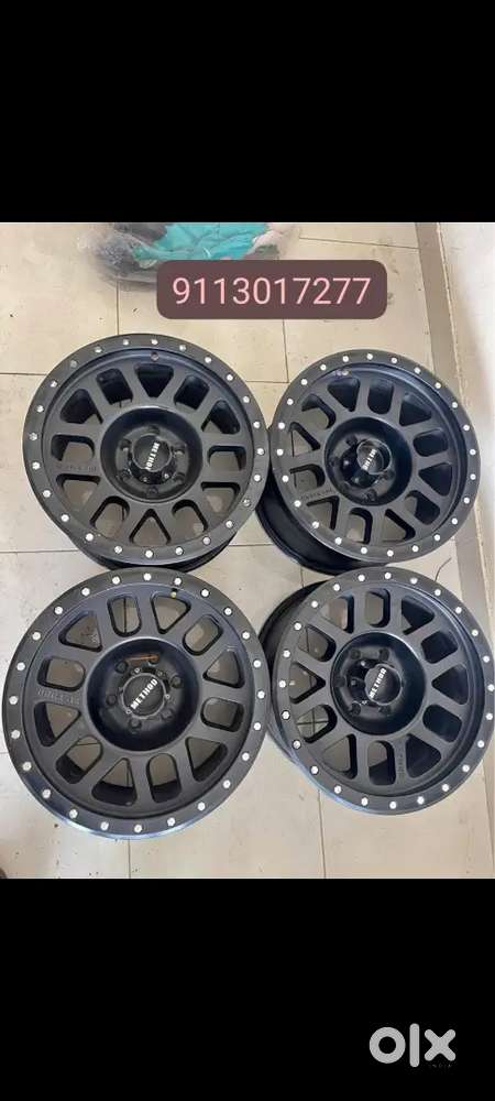 18inch Method beadlock wheels for Hilux and fortuner pcd - 6×139.7