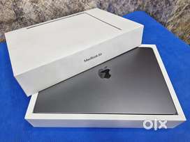 Apple Macbook Air M3 Chip 10 Core GPU 8GB Ram 256GB SSD in Warranty