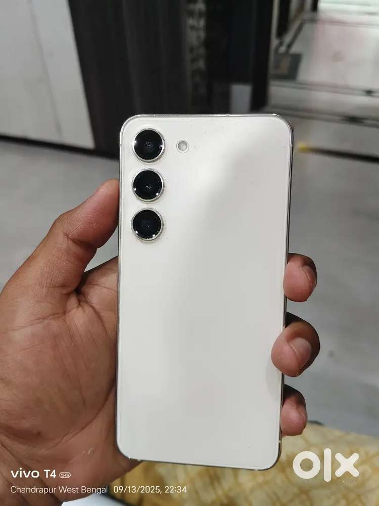 SAMSUNG S23 (8/256) NEW CONDITION FOR SALE