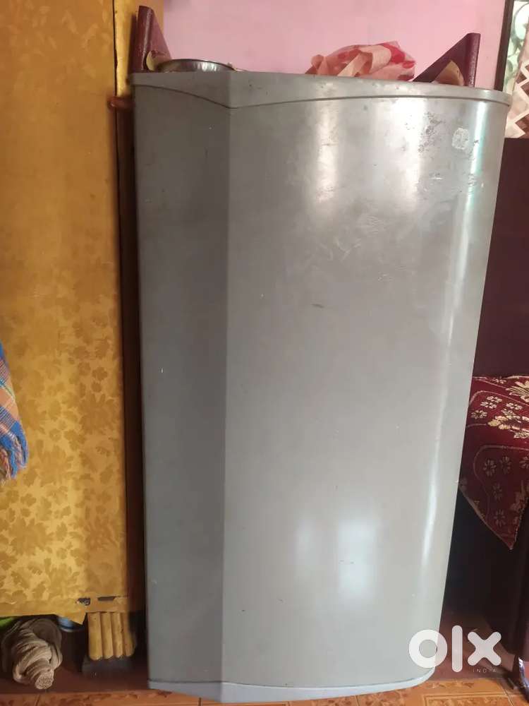 Samsung fridge approx 200 litre