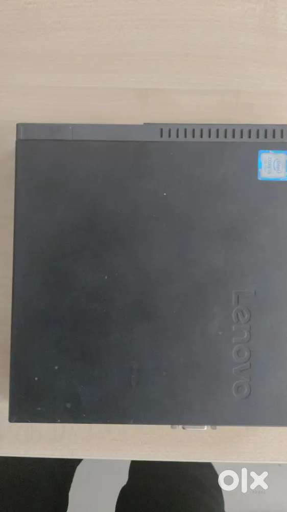 Lenovo ThinkCentre M710Q TINY CORE i3 2.70GHz 2GB RAM 250 GB