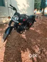 Classic 350 stealth black 2020 model single owner good condition180000