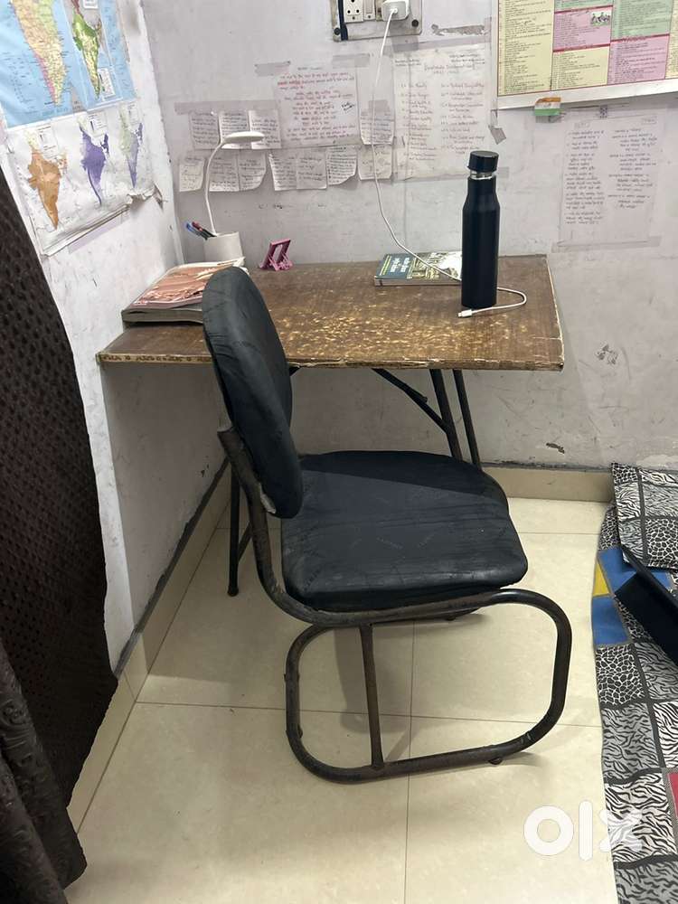 study table and chair