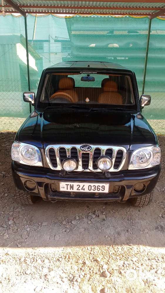 Mahindra Scorpio 2004