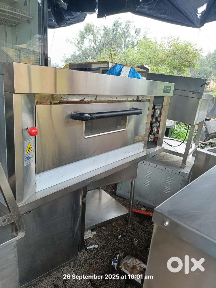 Gas bakery cake bread baking oven owen ovan batti