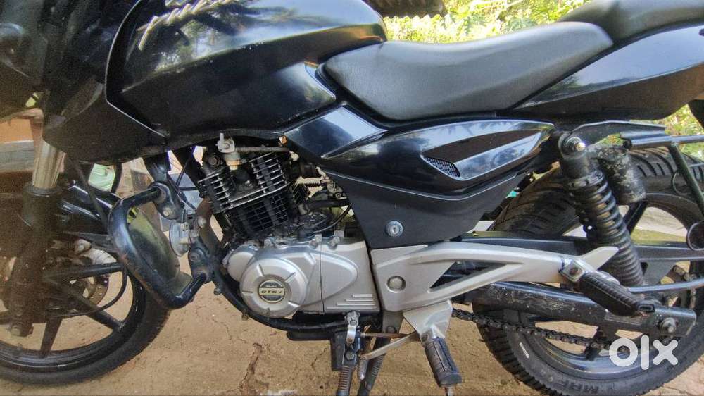 Bajaj Pulsar 180