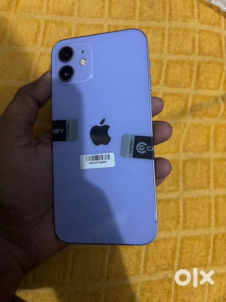 I phone 12 (2-days old phone purchase from casify )