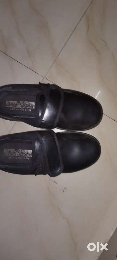 black shoes for boys