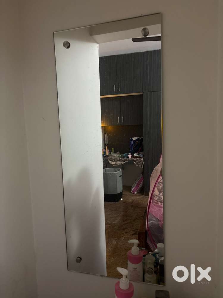 Mirror good condition