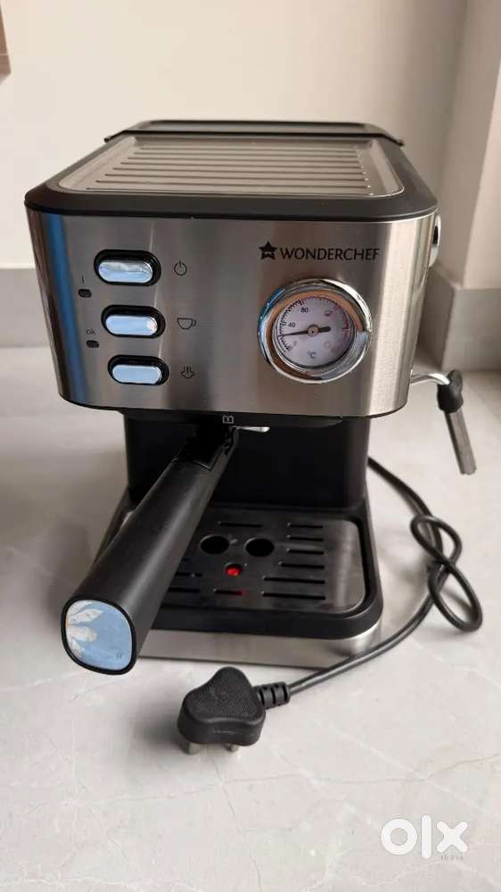 Wonderchef Regenta Espresso Machine  19-bar  Lightly Used