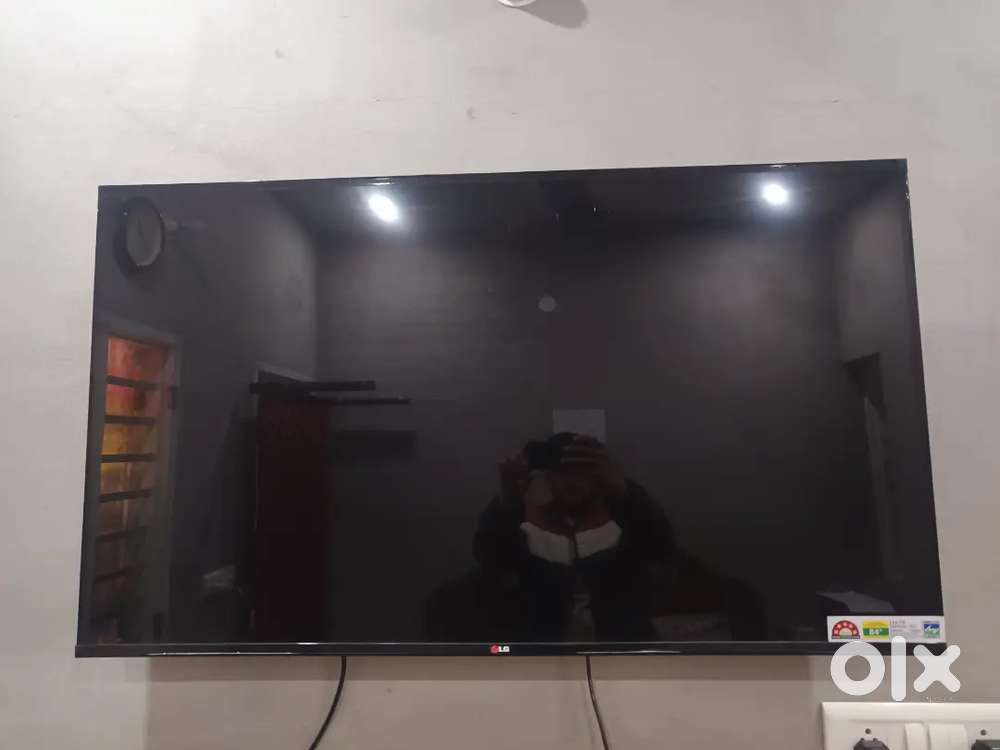 LG AI TV UA8200 126 cm (50 inch) Ultra HD (4K) Smart WebOS 2025