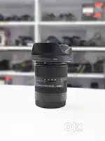 Sigma 18-50mm 1:2.8 DC DN lens [ for Sony E-Mount ] .