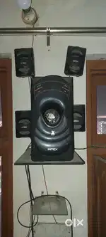Big Speaker with mini 4 speakers