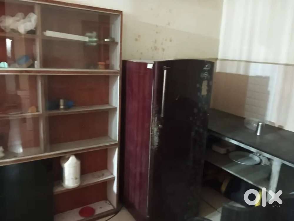 2bhk semifurnished non AC