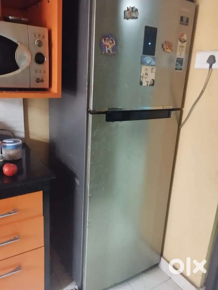 Samsung fridge 330 litre
