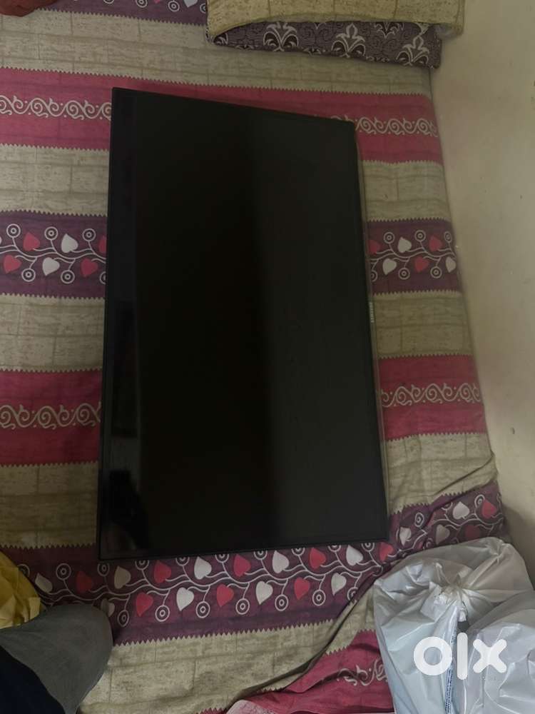 Samsung Smart TV 40 inches LED for sale