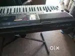 Yamaha keyboard i400 for sell