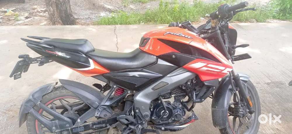 NS 125 pulsar