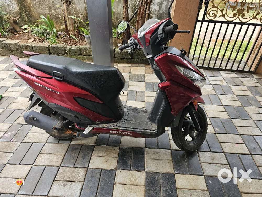 Very less used single owner scooter