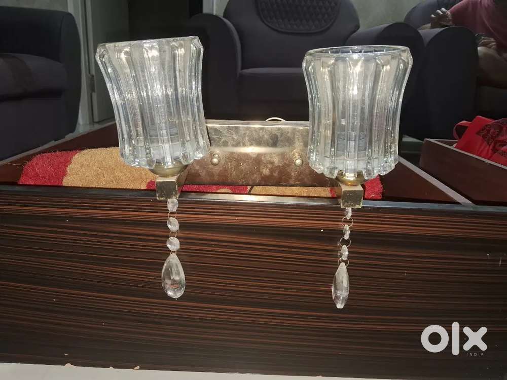 Glass wall  SHOW LIGHT