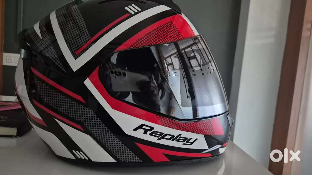 Light യൂണിസ് ഹെൽമെറ്റ്‌