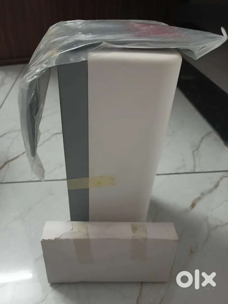 Hand sanitizer dispenser machine