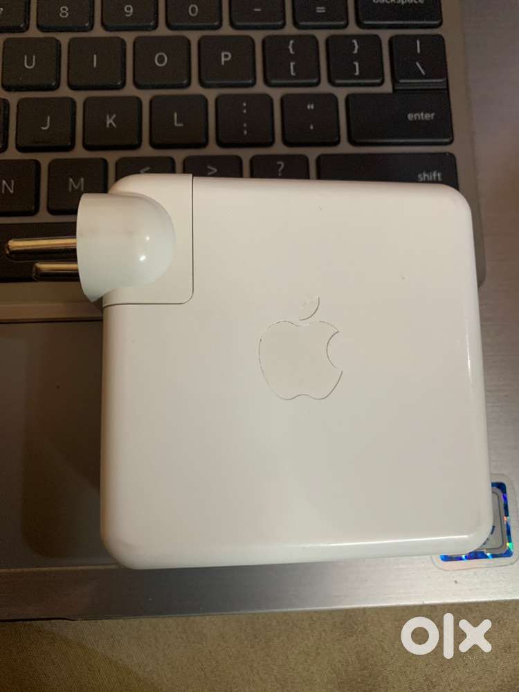 Mavbook charger