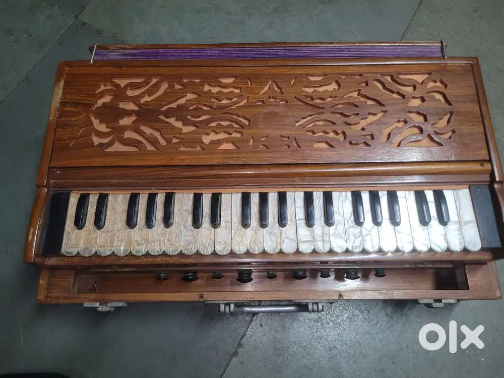 Harmonium good condition