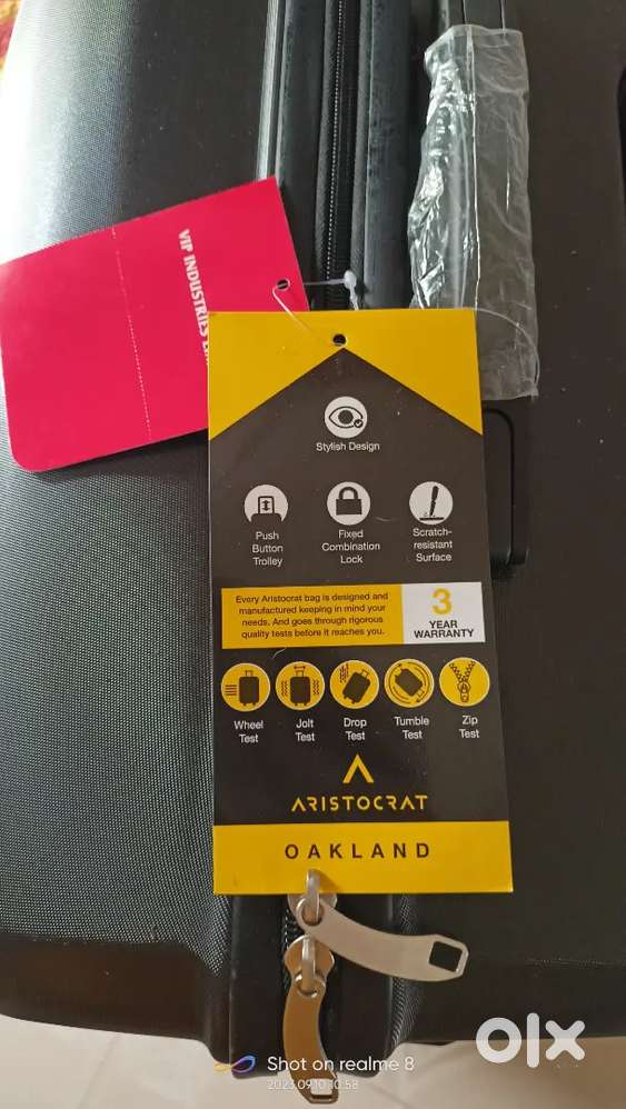 This is a new unused bag, Large size bag for sale in best condition