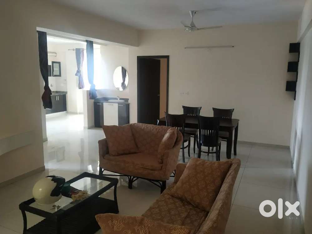 Spacious semifurnished 2BHK flat for family