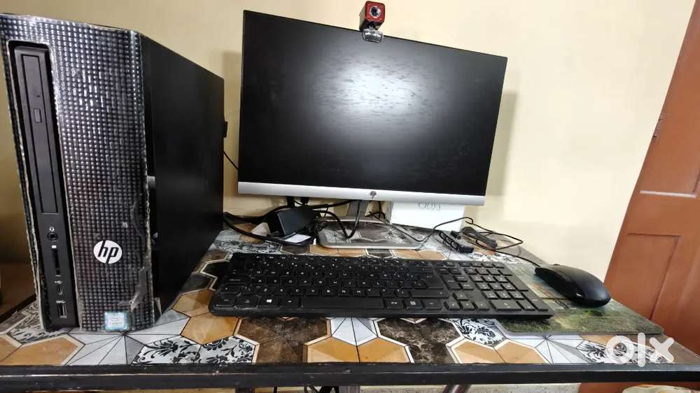 HP SLIMLINE i3 Desktop with HP Monitor, Wireless keyboard & UPS
