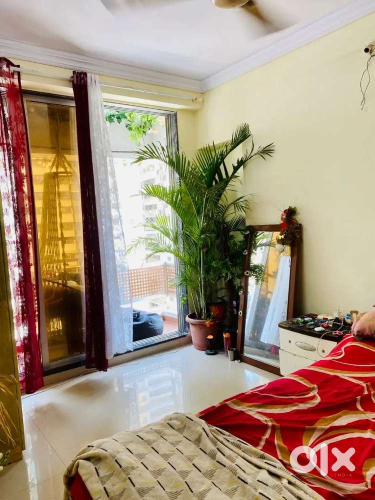 Urgent Requirement flat mate.