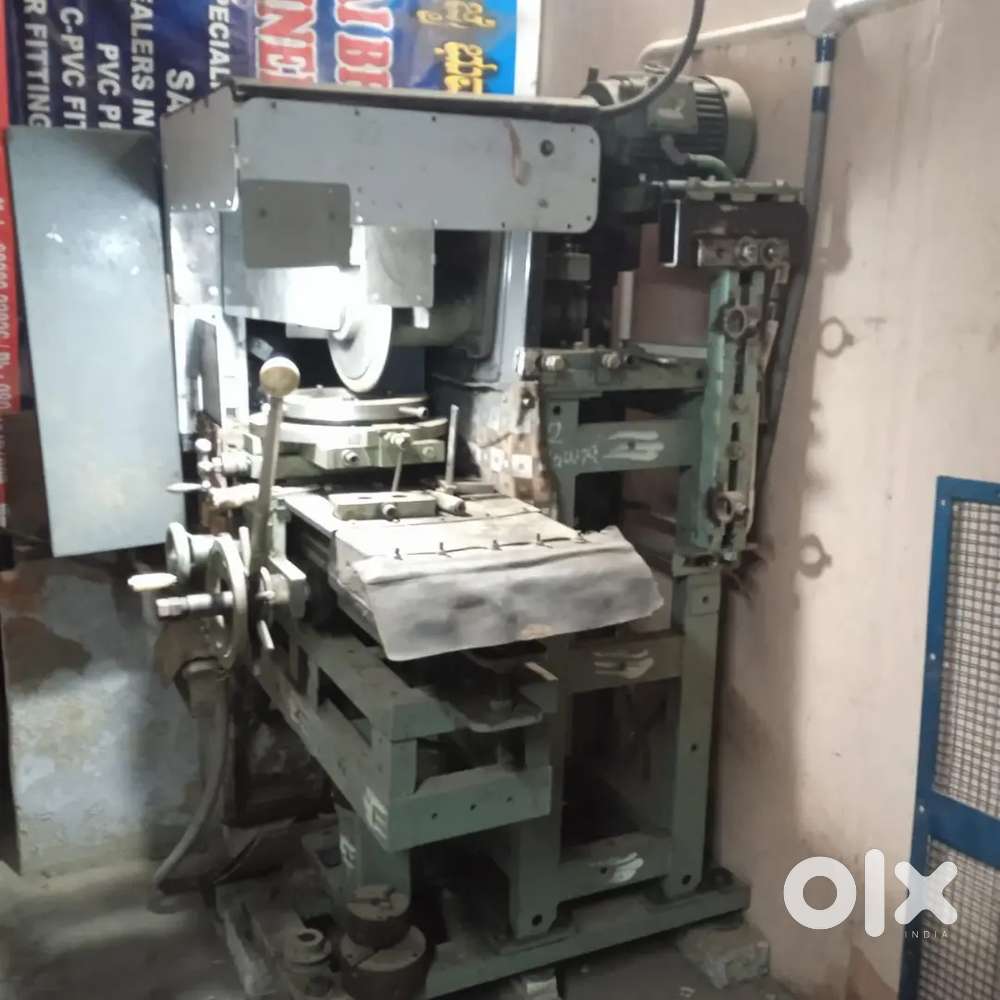 Flour Mill Plate Grinding Machine.Rs 1,50,000/-