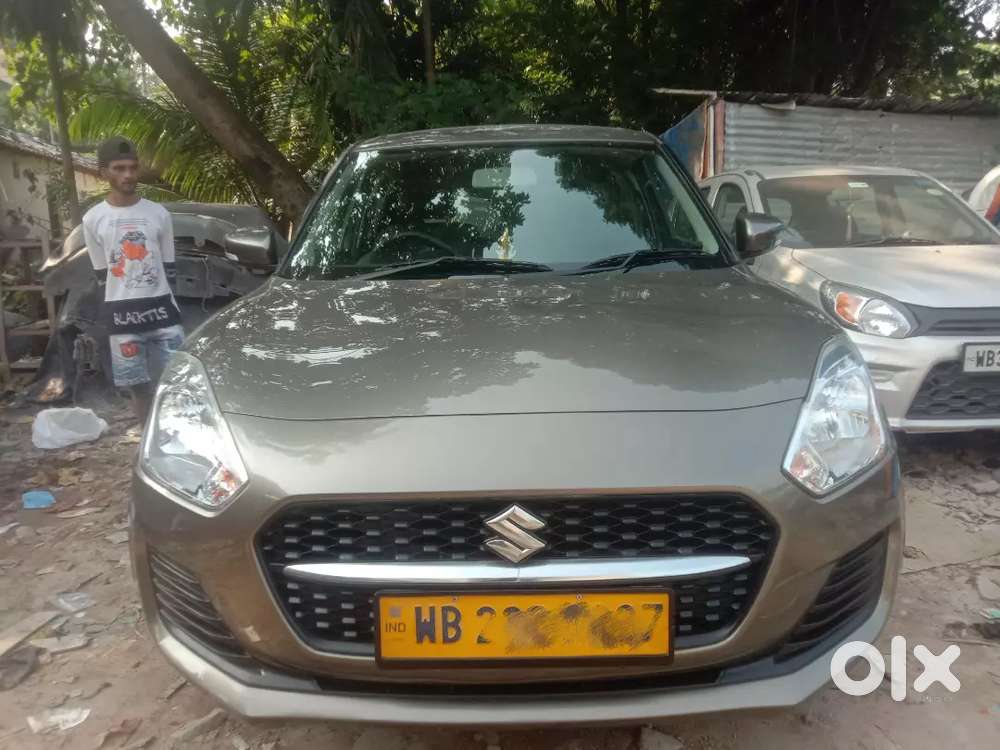 Suzuki Swift 2024 Petrol urgent sale/18k km driven single hand used.