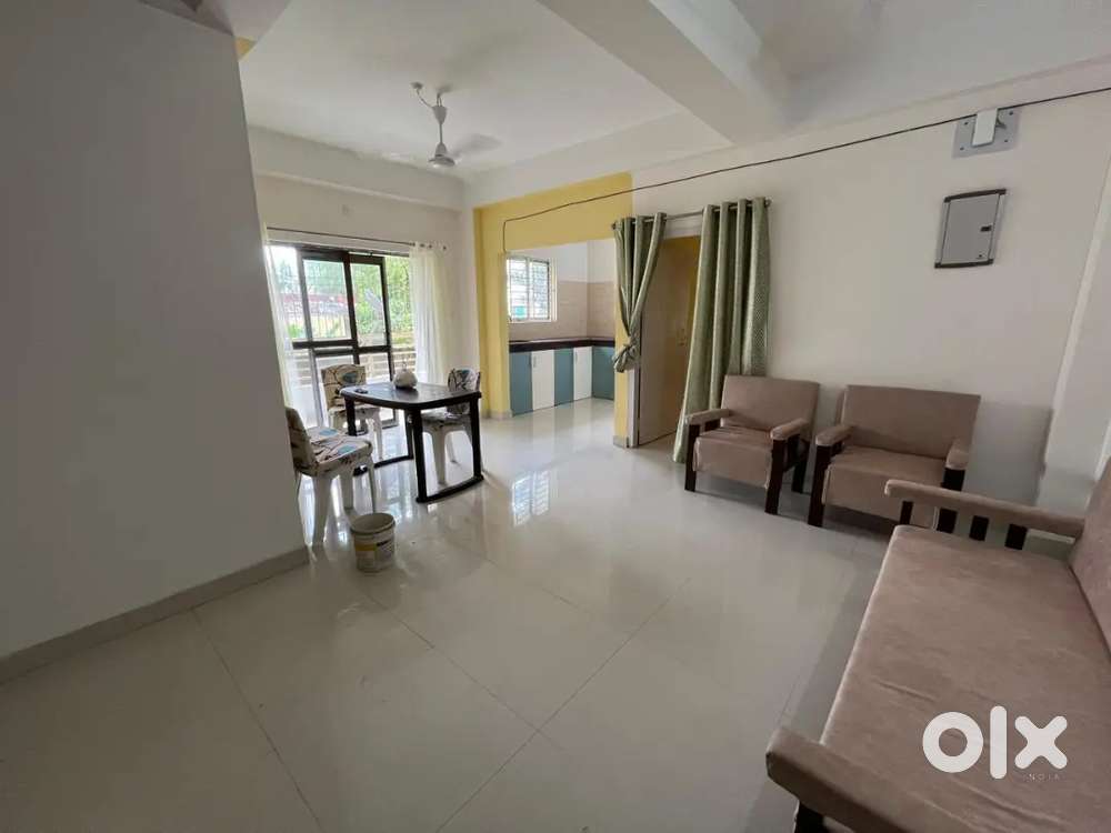 3bhk semi furnished flat Jayanagar