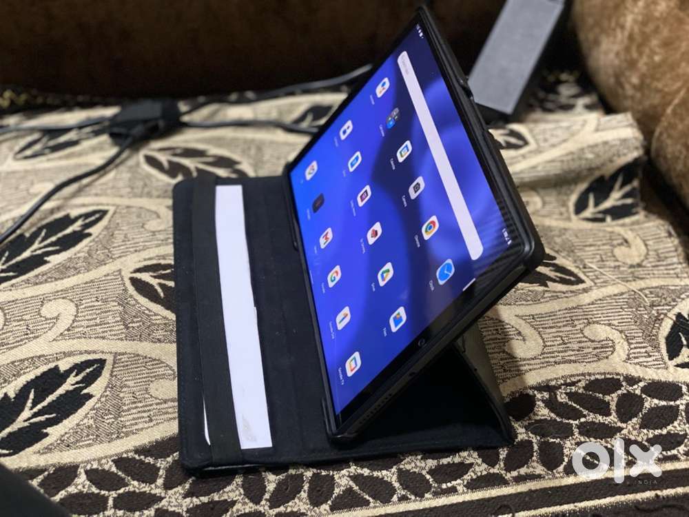 Lenovo Tablet 4G Sim wale 32GB