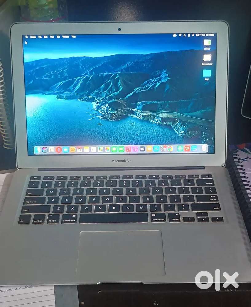 Apple MacBook Air (13-inch, 2017) – Excellent Condition
