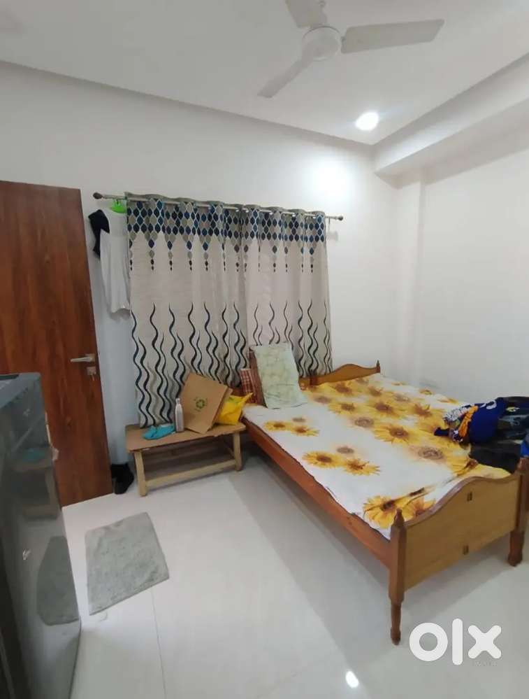 1-Room+Attached-Toilet,without Kichan Sch.no-114-1,OM Real Estate