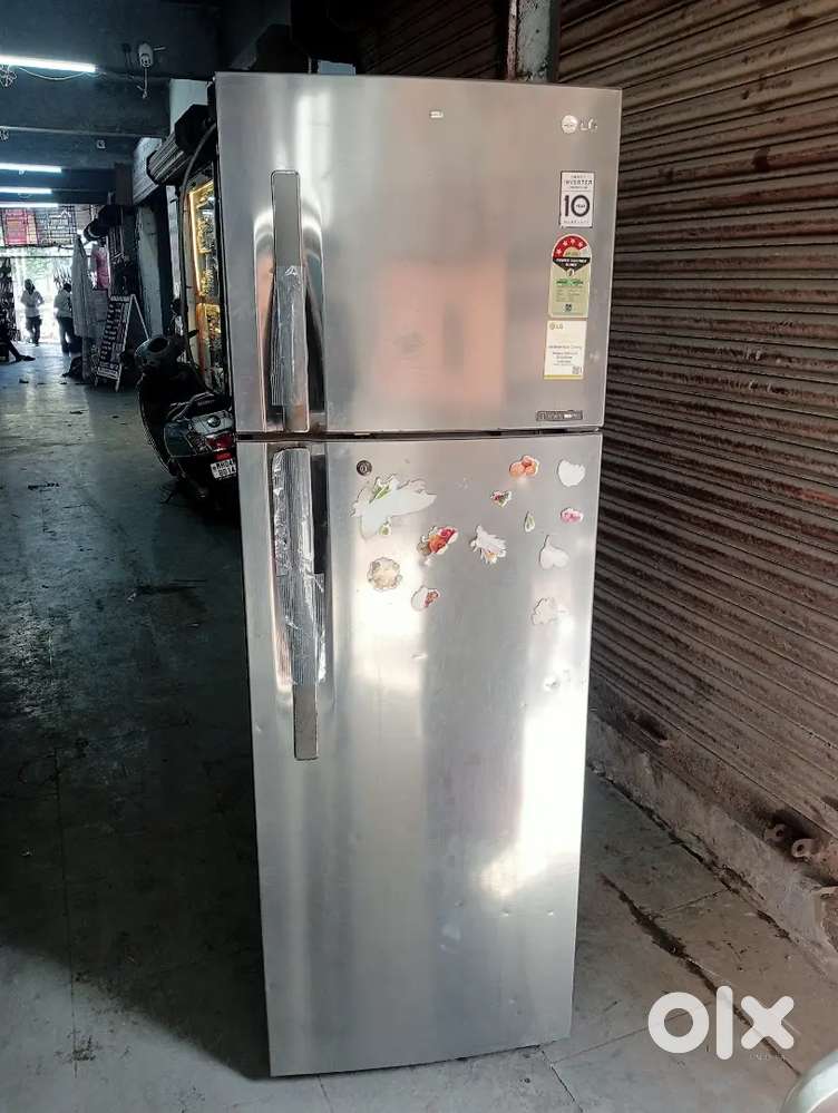Lg double door fridge 290 litters for sale