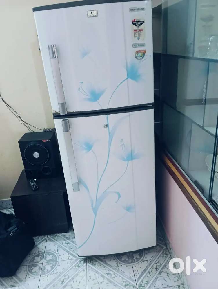 Double door fridge