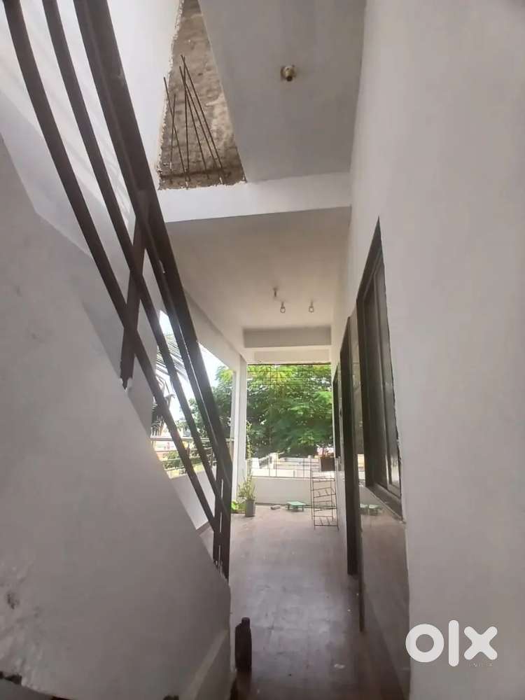 1st  floor for rent