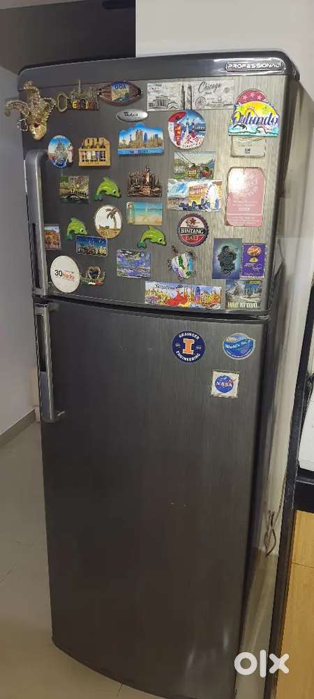 Double door whirpool 310 lit in best condition