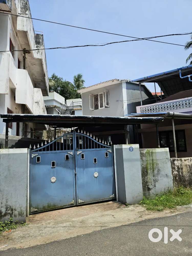 Only Walkable Distance From Kalmandapam Junction
