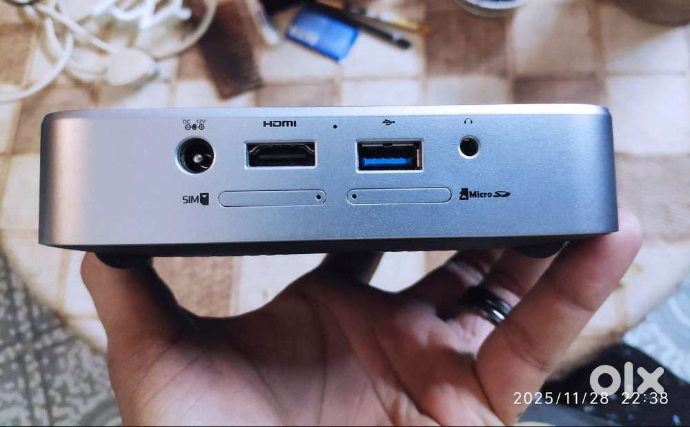 ZTE Spro 2 4G LTE Android Smart LED Projector