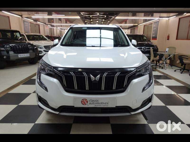 Mahindra XUV700 AX7 Luxury Pack AWD, 2021, Petrol