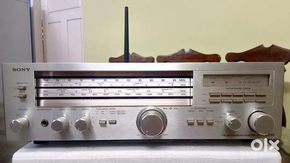 SONY
FM-AM PROGRAM RECIEVER