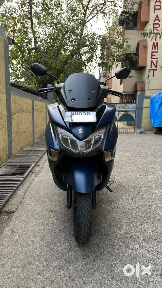 Suzuki Burgman - Matt Blue (Bluetooth)