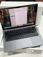 Apple macbook m2 pro