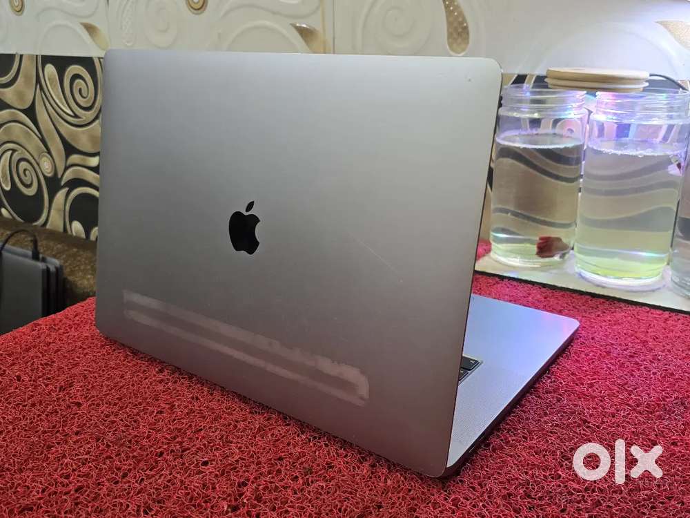 Apple Macbook Pro 2021 i7 16gb 512gb 5.5gb Graphics 16inch Retina