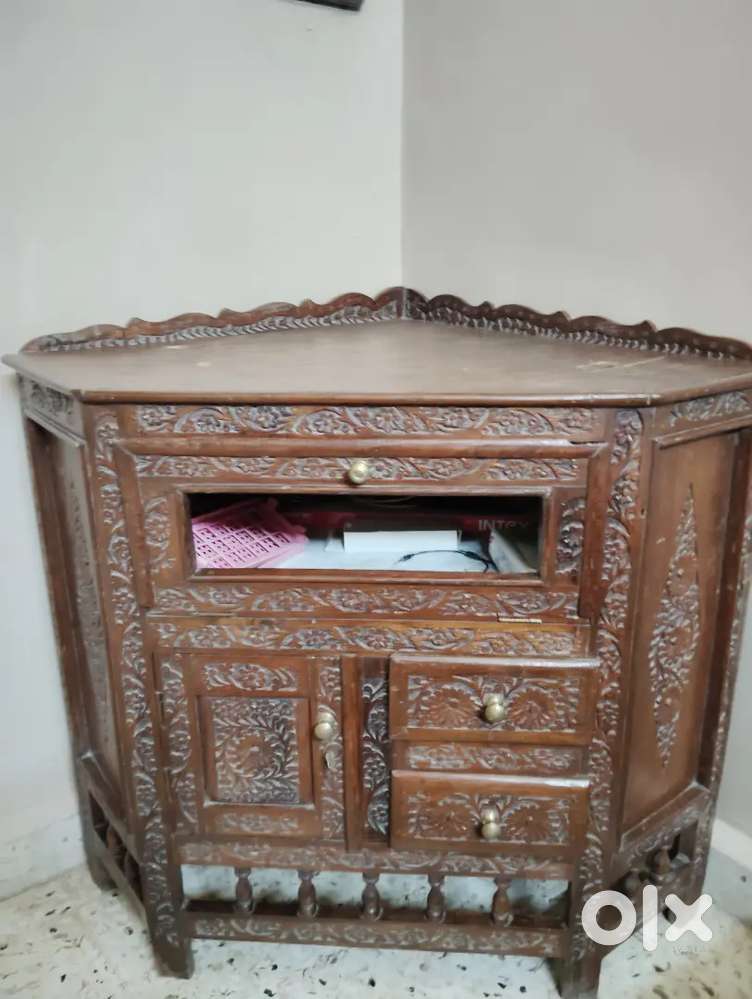 TV Corner made by  Sheesham Wood